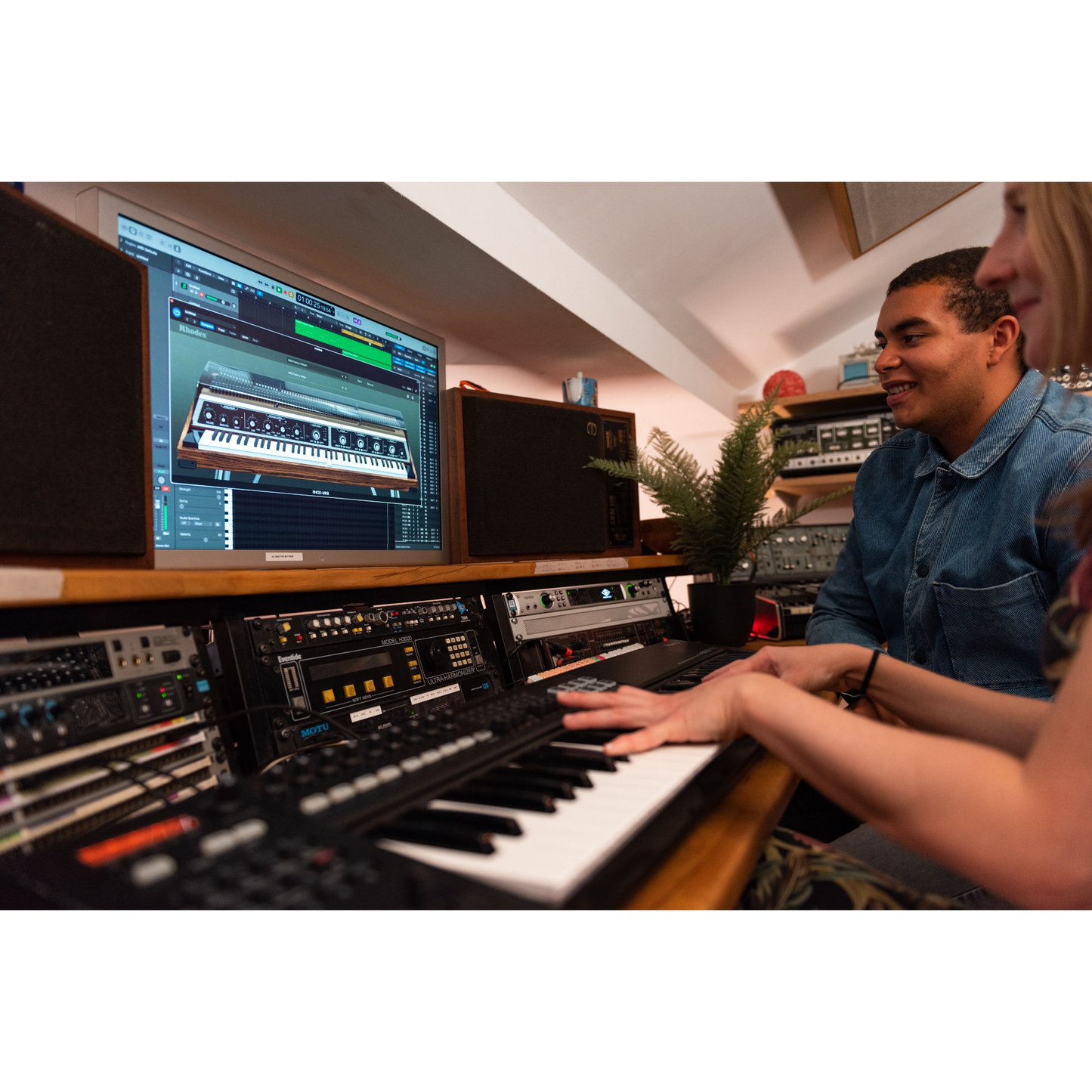 Rhodes V8 Pro Piano