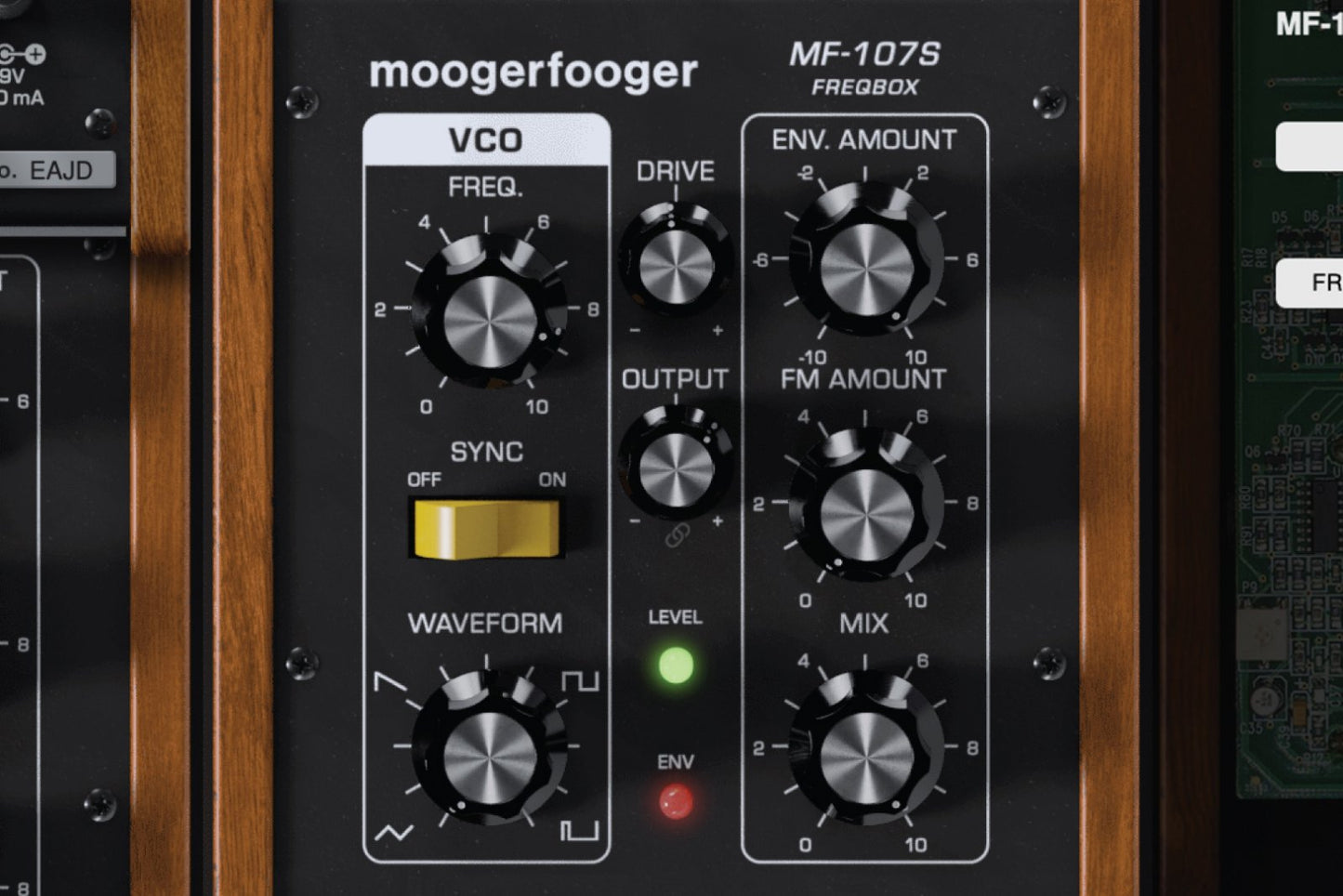 Moogerfooger MF-107S FreqBox